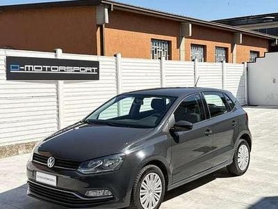 Usata VW Polo Trendline 75 CV (55 kW) 2015 Grigio Berlina