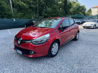 Usata Renault Clio IV 90 CV (66 kW) 2014 Rosso Berlina