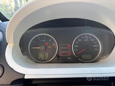 Occasion Ford Fiesta 68 ch (50 kW) 2003 Gris Citadine