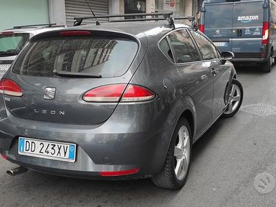 Usata Seat Leon 102 CV (75 kW) 2006 Grigio Utilitaria