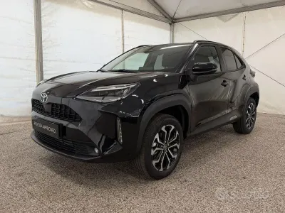Nuova Toyota Yaris Cross Trend 131 CV (96 kW) 2026 Nero SUV