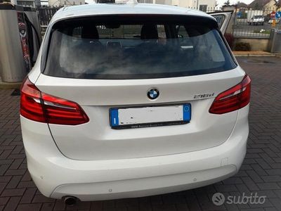 Usata BMW 216 Active Tourer 116 CV (85 kW) 2015 Bianco Monovolume