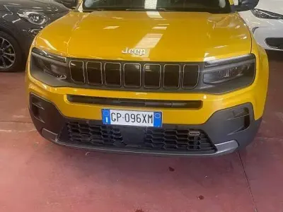 Usata Jeep Avenger Summit 101 CV (74 kW) 2023 Giallo SUV