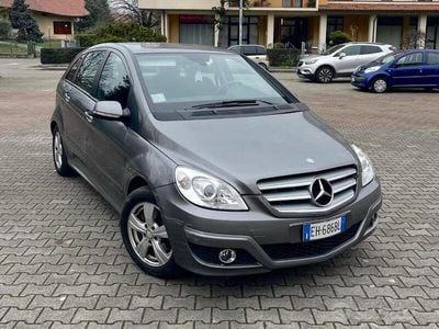 Mercedes B180