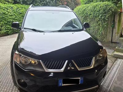 Usata Mitsubishi Outlander Instyle 140 CV (102 kW) 2007 Nero SUV