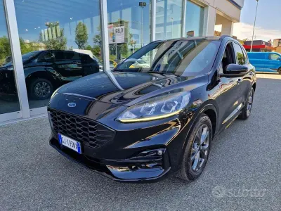 Usata Ford Kuga ST-Line 120 CV (88 kW) 2022 Nero SUV