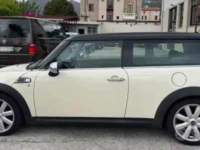 Begagnad Mini Cooper Clubman 109 HK (80 kW) 2009 Vit Kombi