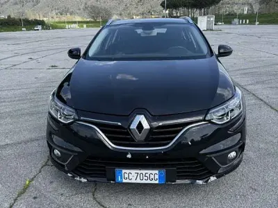Usata Renault Mégane IV Business 116 CV (85 kW) 2020 Nero Station wagon