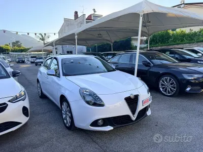 Usata Alfa Romeo Giulietta 120 CV (88 kW) 2017 Bianco Utilitaria