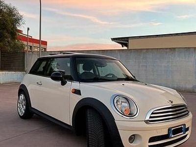 Usata Mini Cooper D 109 CV (80 kW) 2009 Utilitaria
