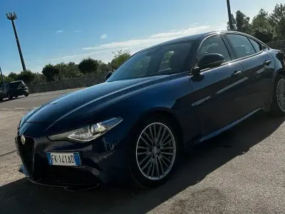 Usata Alfa Romeo Giulia 150 CV (110 kW) 2017 Berlina