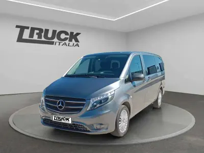 Usata Mercedes Vito 190 CV (139 kW) 2019 Blu grigio Furgone