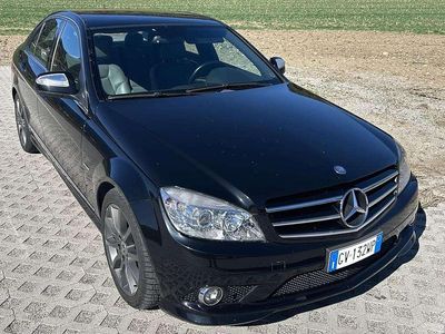 Usata Mercedes C320 Avantgarde 224 CV (164 kW) 2007 Nero Berlina