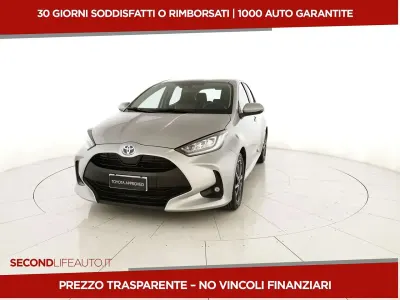 Usata Toyota Yaris Hybrid Trend 116 CV (85 kW) 2023 Argento Berlina