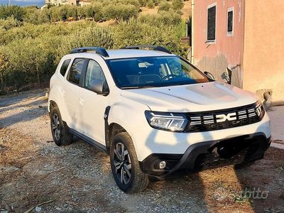 Usata Dacia Duster Journey 101 CV (74 kW) 2023 Bianco SUV
