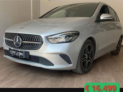 Usata Mercedes B180 Business 115 CV (84 kW) 2019 Grigio Monovolume
