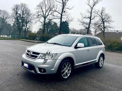 Usata Fiat Freemont 170 CV (125 kW) 2013 Argento SUV