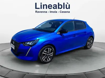 Usata Peugeot 208 Allure 101 CV (74 kW) 2023 Blu metalizzato chiaro Utilitaria