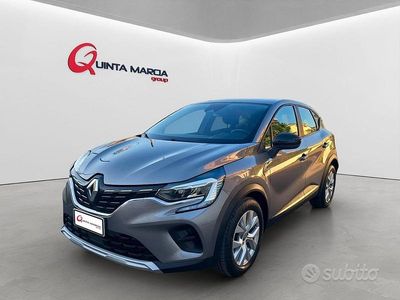 Usata Renault Captur 115 CV (84 kW) 2021 Grigio SUV
