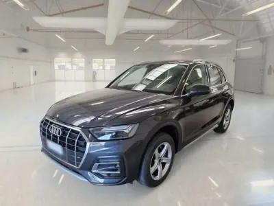 Usata Audi Q5 Advanced 204 CV (150 kW) 2023 Manhattangrau metallic SUV