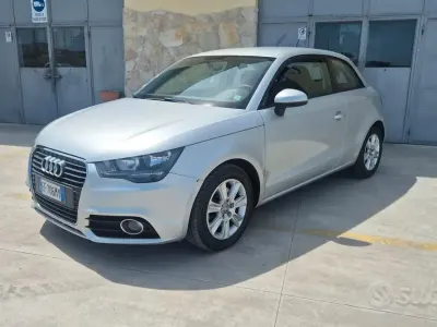 Begagnad Audi A1 Ambition 105 HK (77 kW) 2011 Grå Halvkombi