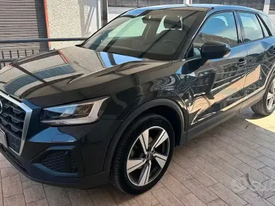 Usata Audi Q2 Comfort 116 CV (85 kW) 2022 Grigio SUV