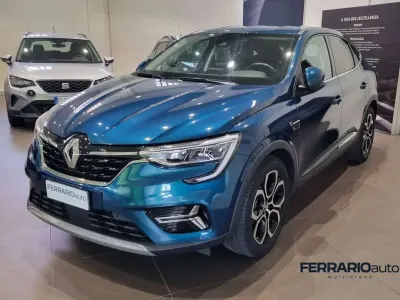 Usata Renault Arkana Techno 145 CV (106 kW) 2023 Blu SUV