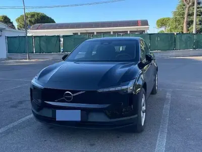 Nuova Volvo EX30 75 kW (102 CV) 2026 Nero SUV