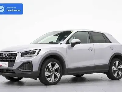 Usado Audi Q2 Admired 116 CV (85 kW) 2022 Plateado SUV