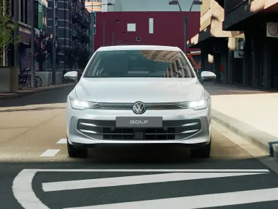 Nuova VW Golf VIII Edition 115 CV (84 kW) 2026 Dolomite silver metallizzato Berlina