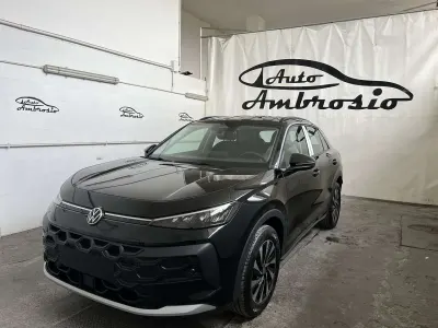 Nuova VW T-Roc Cabriolet Life 150 CV (110 kW) 2026 Nero SUV