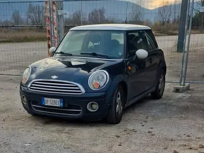 Usata Mini Cooper 95 CV (69 kW) 2008 Blu Utilitaria