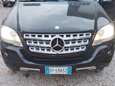 Usata Mercedes ML320 224 CV (164 kW) 2009 Nero SUV