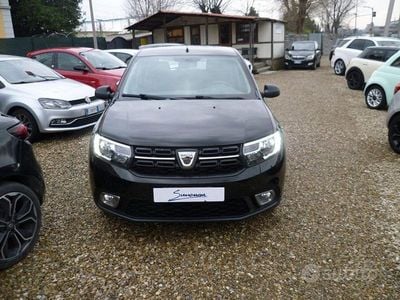 Usata Dacia Sandero Comfort 75 CV (55 kW) 2018 Nero Berlina