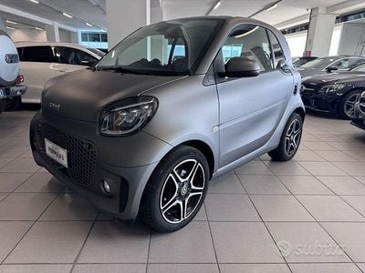 Usata Smart ForTwo Coupé 60 kW (82 CV) 2023 Grigio Utilitaria
