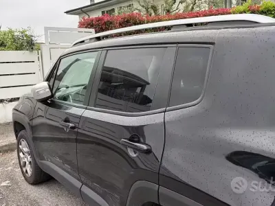 Usata Jeep Renegade Limited 140 CV (102 kW) 2016 Nero SUV