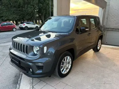 Usata Jeep Renegade Limited 131 CV (96 kW) 2023 Grigio scuro SUV
