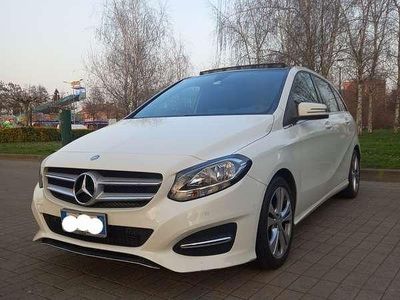 Usata Mercedes B180 109 CV (80 kW) 2016 Monovolume