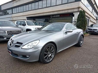 Usata Mercedes SLK200 163 CV (119 kW) 2007 Grigio Cabrio