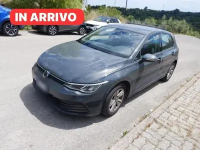 Usata VW Golf VIII Style 131 CV (96 kW) 2021 Grigio Berlina