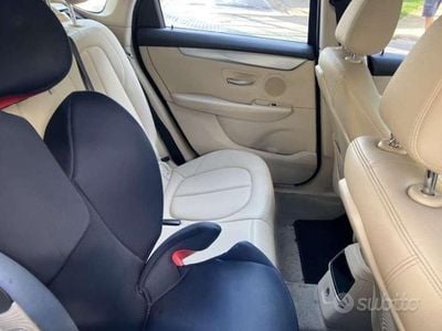 Usata BMW 218 Active Tourer Luxury Line 150 CV (110 kW) 2015 Monovolume