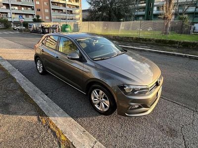 Usata VW Polo Comfortline 80 CV (58 kW) 2018 Grigio Utilitaria