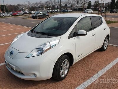 Usata Nissan Leaf 80 kW (109 CV) 2016 Bianco Utilitaria