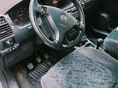 Usata Opel Zafira 192 CV (141 kW) 2001 Grigio Monovolume