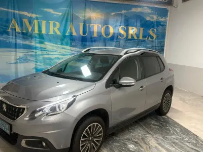 Usata Peugeot 2008 Allure 83 CV (61 kW) 2018 Grigio SUV