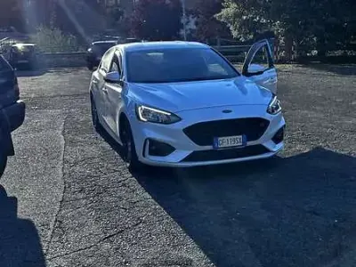 Usata Ford Focus ST-Line 120 CV (88 kW) 2021 Bianco Berlina