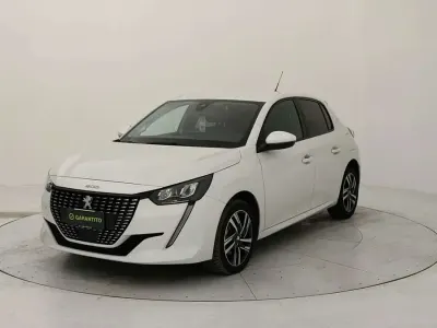 Usata Peugeot 208 Allure 102 CV (75 kW) 2021 Bianco Utilitaria