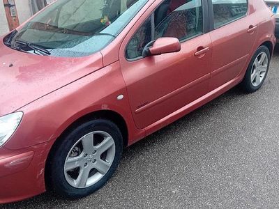 Usata Peugeot 307 107 CV (78 kW) 2001 Rosso Utilitaria