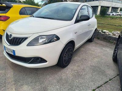 Usata Lancia Ypsilon Gold 70 CV (51 kW) 2021 Other Utilitaria