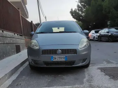 Usata Fiat Grande Punto Dynamic 75 CV (55 kW) 2007 Utilitaria